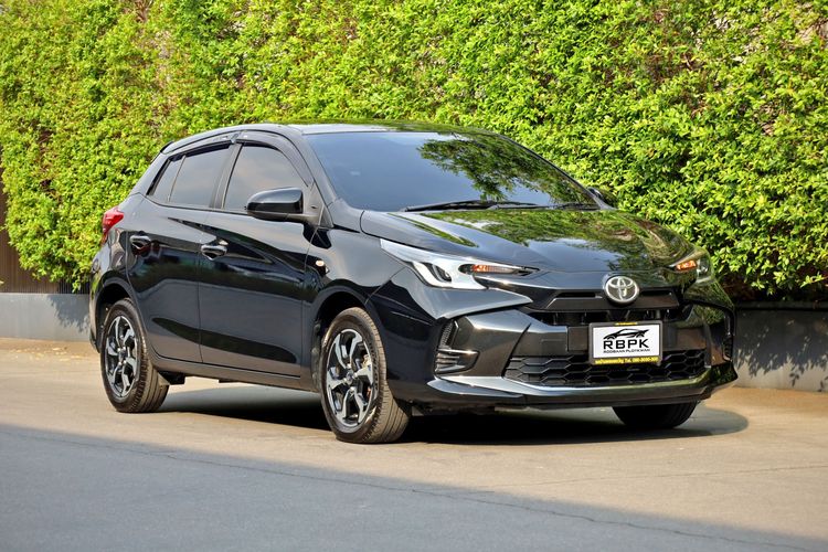 Toyota Yaris 2024 1.2 Sport Sedan เบนซิน ไม่ติดแก๊ส เกียร์อัตโนมัติ ดำ รูปที่ 4