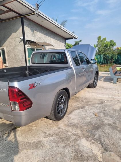 Toyota Hilux Revo 2019 2.4 E Pickup ดีเซล เกียร์ธรรมดา เทา รูปที่ 2