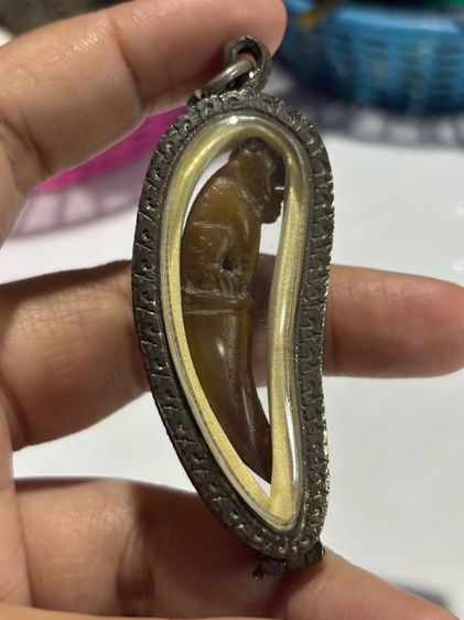 ไม่ทราบที่ รูปที่ 2