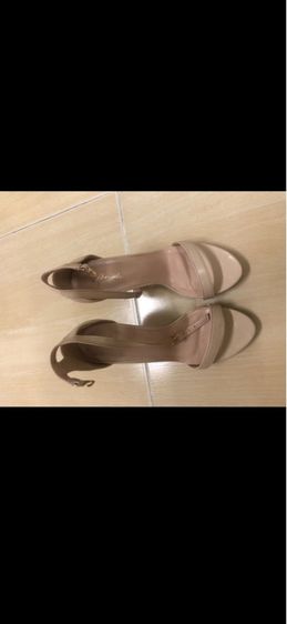 รองเท้า รูปที่ 2