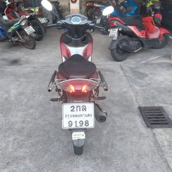 ขายรถตามสภาพ  เวฟปลาวาฬ 125i สตาทเท้า  เครื่องดี ควันไม่ไหล มีอาการครัชลื่นๆ นิดหน่อย รูปที่ 4