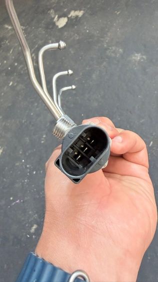 รางหัวฉีด พร้อมเซ็นเซอร์ BMW N20 F10 F30 F20 F25 Z4 รูปที่ 6