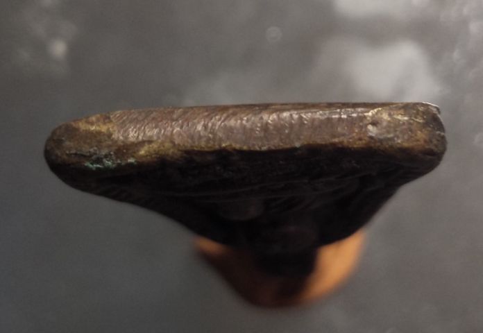 เหรียญหล่อหลวงพ่อเงิน พิมพ์จอบใหญ่ วัดบางคลาน จังหวัดพิจิตร  รูปที่ 3