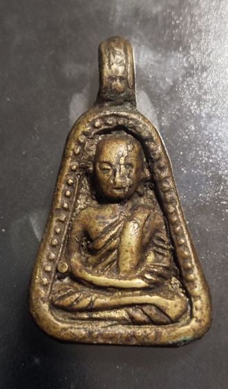 เหรียญหล่อหลวงพ่อเงิน พิมพ์จอบใหญ่ วัดบางคลาน จังหวัดพิจิตร 