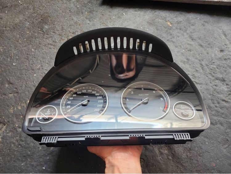 ไมล์ BMW F10 รูปที่ 7