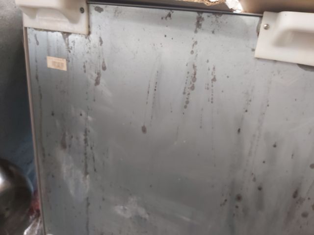 💢Toshiba ตู้เย็น 2 ประตูมือสอง 10.3คิว อาการเย็นไม่ฉ่ำ รูปที่ 9