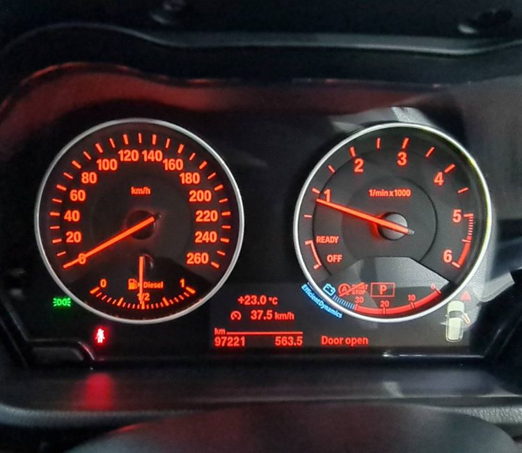 BMW X1 2018 2.0 sDrive18i M Sport Utility-car ดีเซล ไม่ติดแก๊ส เกียร์อัตโนมัติ ขาว รูปที่ 3