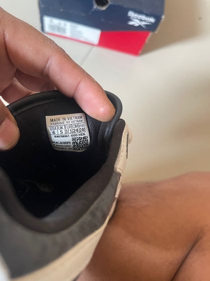 รองเท้า Reebok  รูปที่ 6