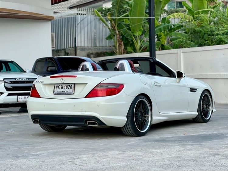 Mercedes-Benz SLK-Class 2013 SLK200 AMG Sedan เบนซิน ไม่ติดแก๊ส เกียร์อัตโนมัติ ขาว รูปที่ 4