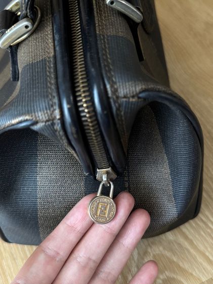กระเป๋าถือ fendi รูปที่ 11