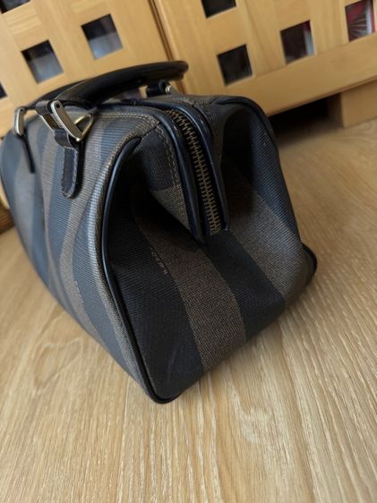 กระเป๋าถือ fendi รูปที่ 9