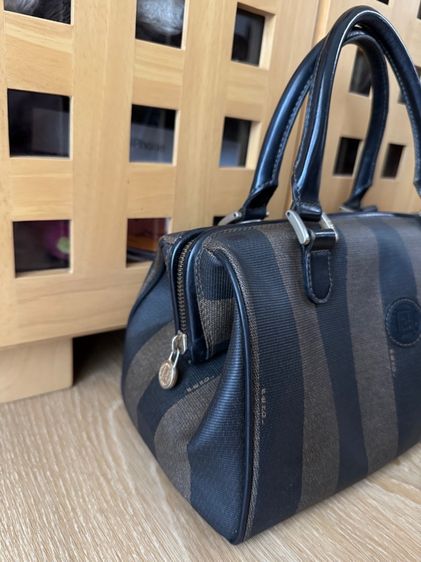 กระเป๋าถือ fendi รูปที่ 3
