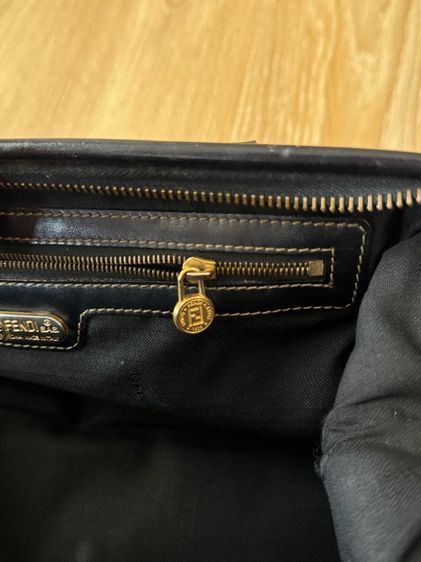 กระเป๋าถือ fendi รูปที่ 14