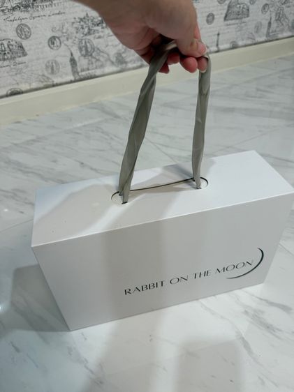รองเท้า rabbit on the moon รูปที่ 5