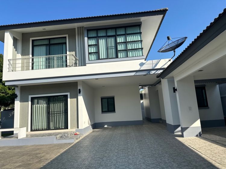 บ้านเดี่ยว สันทรายใกล้เซนทรัลเฟส เชียงใหม่ หลังมุม 117 ตรว