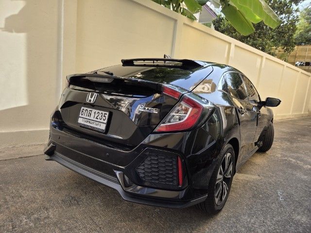 Honda Civic 2017 1.5 Turbo RS Sedan เบนซิน ไม่ติดแก๊ส เกียร์อัตโนมัติ ดำ รูปที่ 3