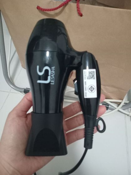 อุปกรณ์เสริมความงาม ไดส์เลซาช่าของแท้ร้อนเป่าแรงดีตัวเล็กพกพาง่ายมาก ขายต่อแค่ครึ่งราคาพอค่ะ