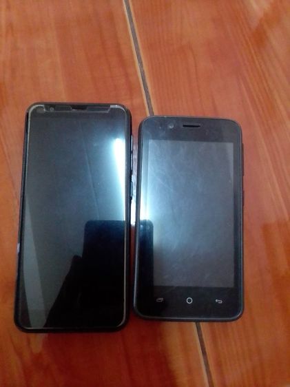 ขายโทรศัพท์ทรูสมาร์ท 4g p1และแชมเปี้ยนส์ ราคา 400 บาท