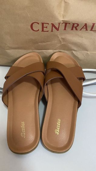 รองเท้าแตะแบบมีหูและแบบสวม น้ำตาล หนัง PU UK 4.5 | EU 37 1/3 | US 6 อื่นๆ ขายขาดทุนมือ1 ครึ่งราคาพอ รองเท้าบาจาแท้เบอร์ 37