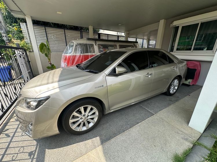 Toyota Camry 2012 2.5 Hybrid Sedan ไฮบริด ไม่ติดแก๊ส เกียร์อัตโนมัติ ทอง รูปที่ 2