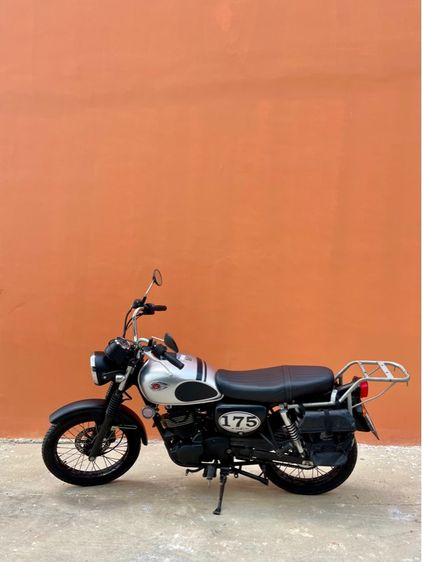 Kawasaki W175 สีเทา-ดำ คลาสสิกแท้ รูปที่ 3