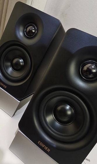 ลำโพง edifier M60 มือ2 อายุ 1 เดือน สภาพเริศไม่ต่างกับของใหม่ + แถมหูฟังใหม่ รูปที่ 2