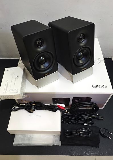 ลำโพง edifier M60 มือ2 อายุ 1 เดือน สภาพเริศไม่ต่างกับของใหม่ + แถมหูฟังใหม่