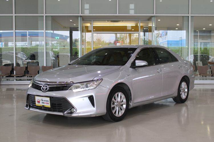 รถ Toyota Camry 2.0 G สี เทา