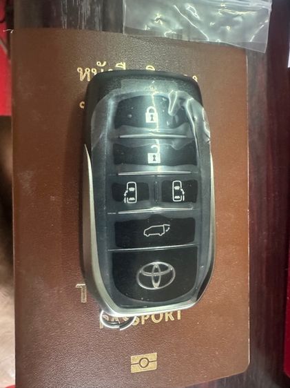 กุญแจรถ vellfire  รูปที่ 2