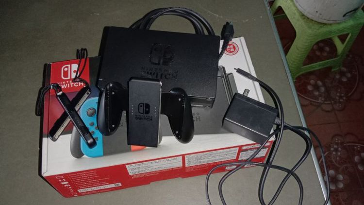 เครื่องเล่นเกม Nintendo switch มือสอง พร้อมเมม 128gb,แปลง atmosphere รูปที่ 2