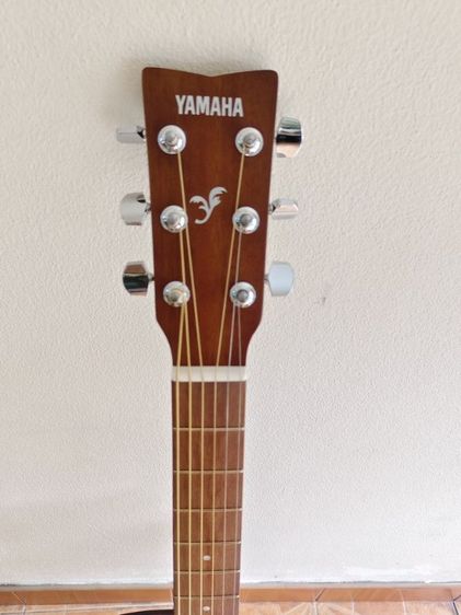 Yamaha FS100C 39นิ้ว สถาพมือ1 ไม่เคยเล่น ซื้อมา 7000 ส่งต่อ 3900  ถูกมาก ไม่มีกระเป๋า นัดรับพระราม2  รูปที่ 3