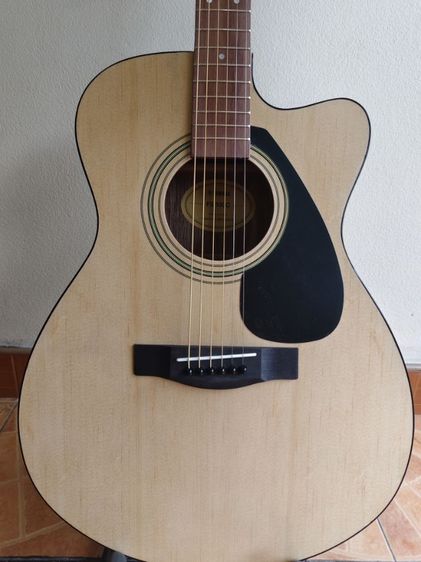 Yamaha FS100C 39นิ้ว สถาพมือ1 ไม่เคยเล่น ซื้อมา 7000 ส่งต่อ 3900  ถูกมาก ไม่มีกระเป๋า นัดรับพระราม2  รูปที่ 2