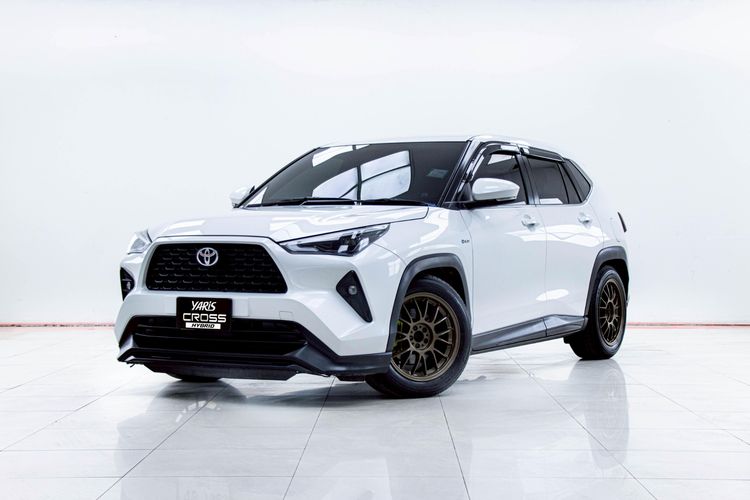 รถ Toyota Yaris Cross 1.5 HEV Smart สี ขาว