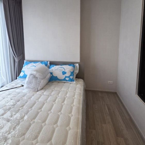 ขาย ที่นอนสปริง 5 ฟุต แถมหมอน ผ้าปูเตียง (ใหม่ มือหนึ่ง)