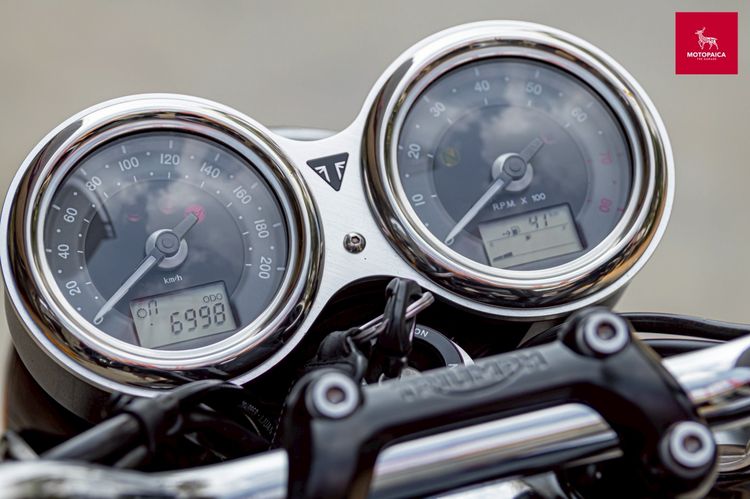 Triumph Bonneville T100 ปี2020 สีดำเงา วิ่งน้อย6,900Km. รูปที่ 6