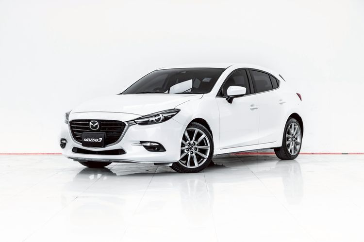 รถ Mazda Mazda3 2.0 SP Sports สี ขาว