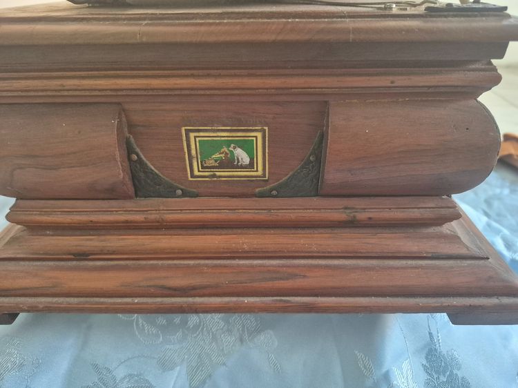 horn gramophone player Master's Voice (HMV) Gramophone รูปที่ 12