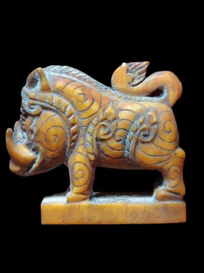 หมูทรงเครื่องอาจารย์เฮงไพรวัลย์ตัวใหญ่