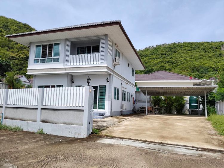 บ้านเดี่ยว 2 ชั้น ซอยเขาหมอน สัตหีบ ชลบุรี