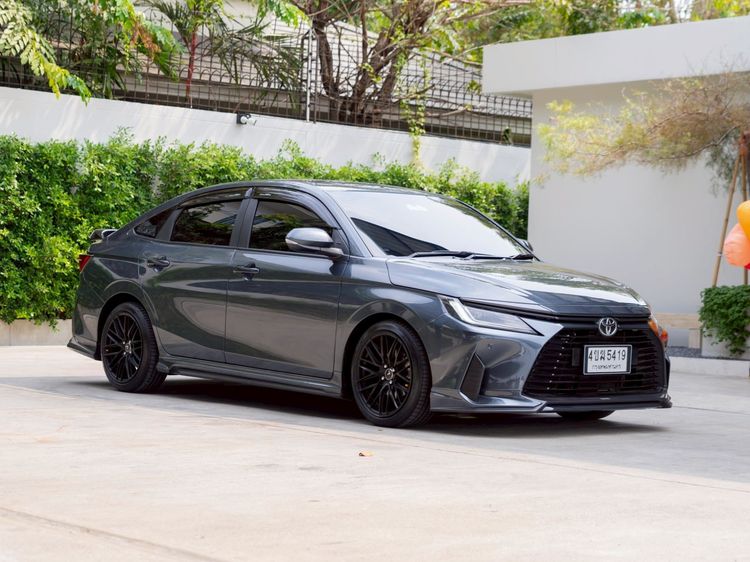 Toyota Yaris ATIV 2023 1.2 Smart Sedan เบนซิน ไม่ติดแก๊ส เกียร์อัตโนมัติ เทา