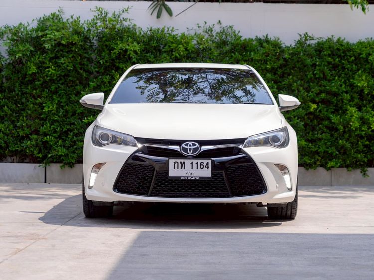 Toyota Camry 2015 2.5 G Sedan เบนซิน ไม่ติดแก๊ส เกียร์อัตโนมัติ ขาว รูปที่ 2
