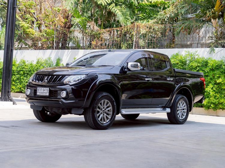 Mitsubishi Triton 2017 2.4 GLS Limited Plus Pickup ดีเซล ไม่ติดแก๊ส เกียร์อัตโนมัติ ดำ รูปที่ 3