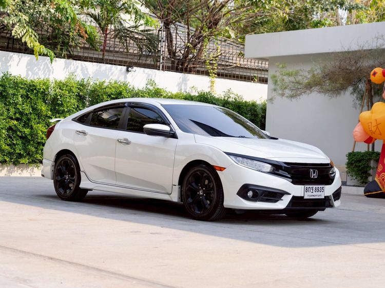 Honda Civic 2017 1.8 EL i-VTEC Sedan เบนซิน ไม่ติดแก๊ส เกียร์อัตโนมัติ ขาว