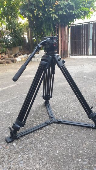 ขายขาตั้งกล้องวีดีโอ manfrotto 515 mvb พร้อมหัว 503 สำหรับมืออาชีพ รูปที่ 3