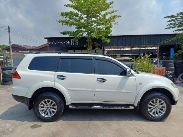 Mitsubishi Pajero Sport 2011 2.5 GT Utility-car ดีเซล ไม่ติดแก๊ส เกียร์อัตโนมัติ ขาว รูปที่ 2
