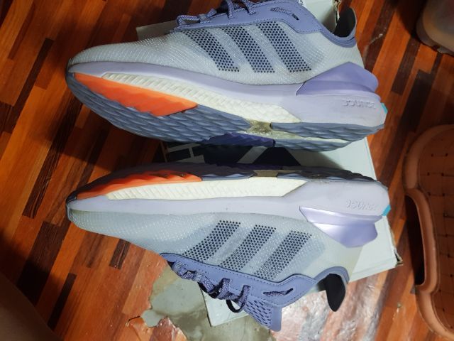 รองเท้า