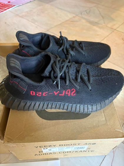 Adidas yeezy 350 รูปที่ 3