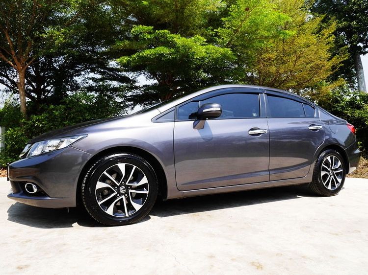 รถ Honda Civic 2.0 E i-VTEC สี เทา