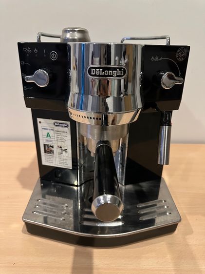 เครื่องชงกาแฟสดเอสเพรซโซ ยี่ห้อ De'Longhi ประเทศอิตาลี