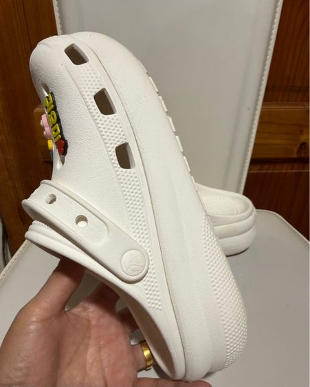 รองเท้า Crocs Classic Crush Clog รูปที่ 10